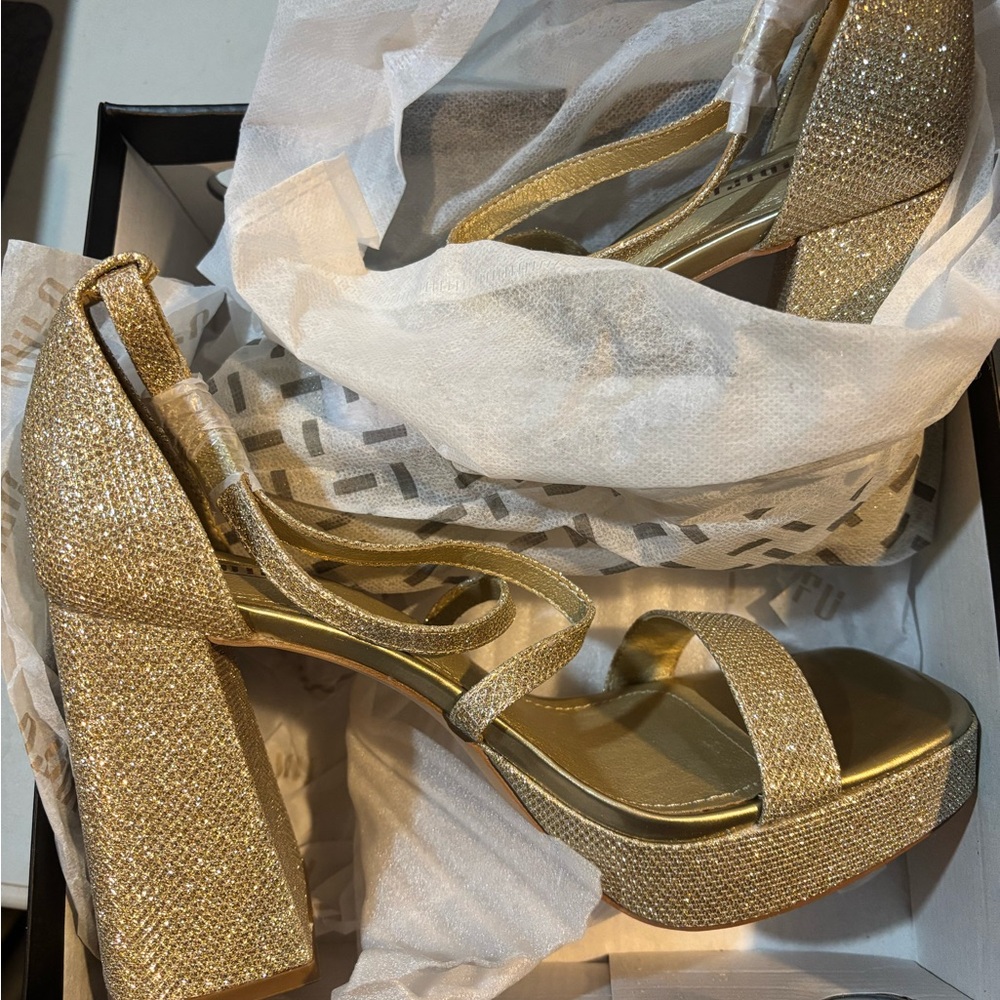 Elegant Gold Platform Heels